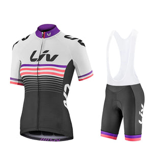 women cycling clothes